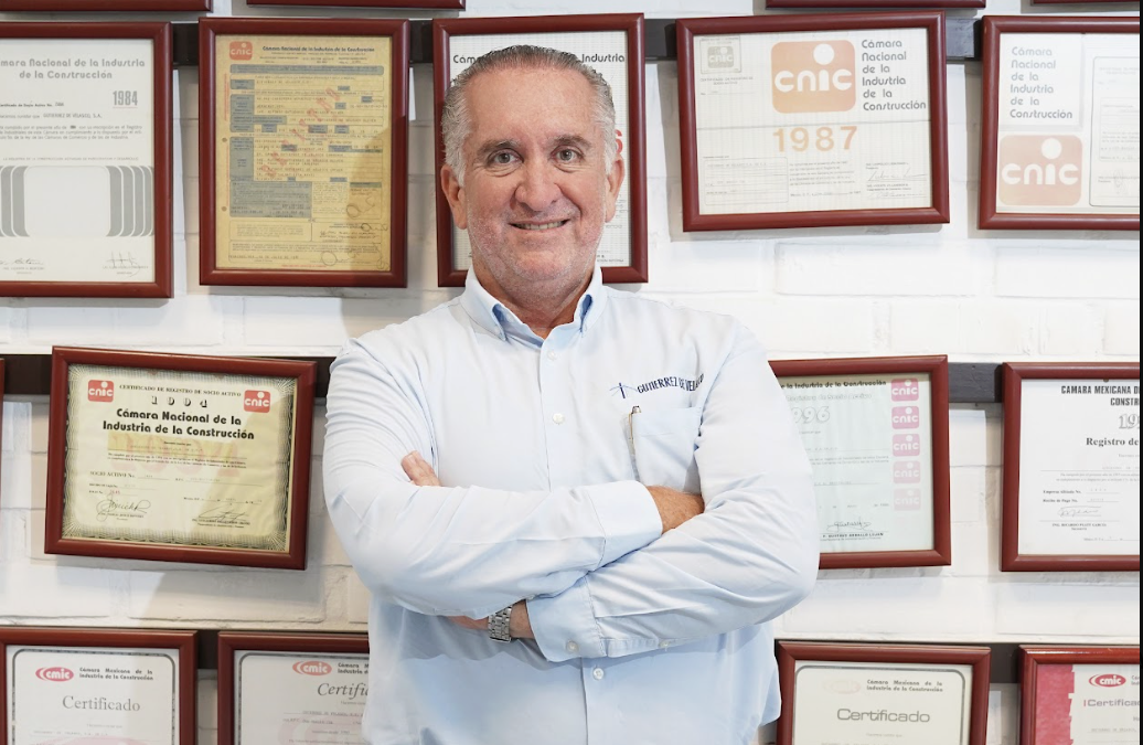 RICARDO GUTIÉRREZ DE VELASCO